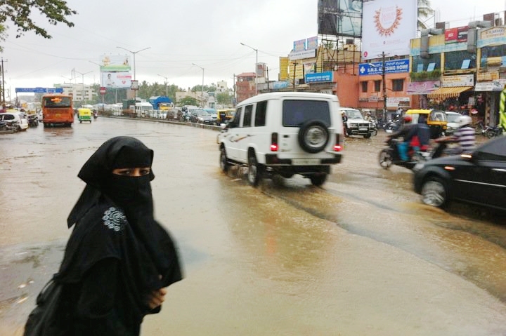 flood, bangalore, woman in burqa