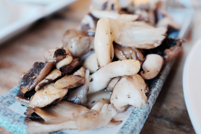 wakanui grill dining, mixed pan fried mushrooms