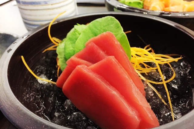 isurumuya, tuna sashimi, halal japanese restaurant