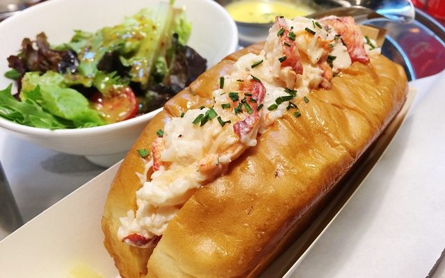 pince and pints, katong, singapore, eats, lobster roll