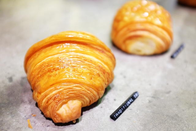 Lune Croissanterie Melbourne, Fitzroy, places to eat in melbourne, best croissants in the world