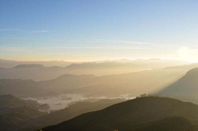 travel sri lanka, adams peak, travel blog singapore